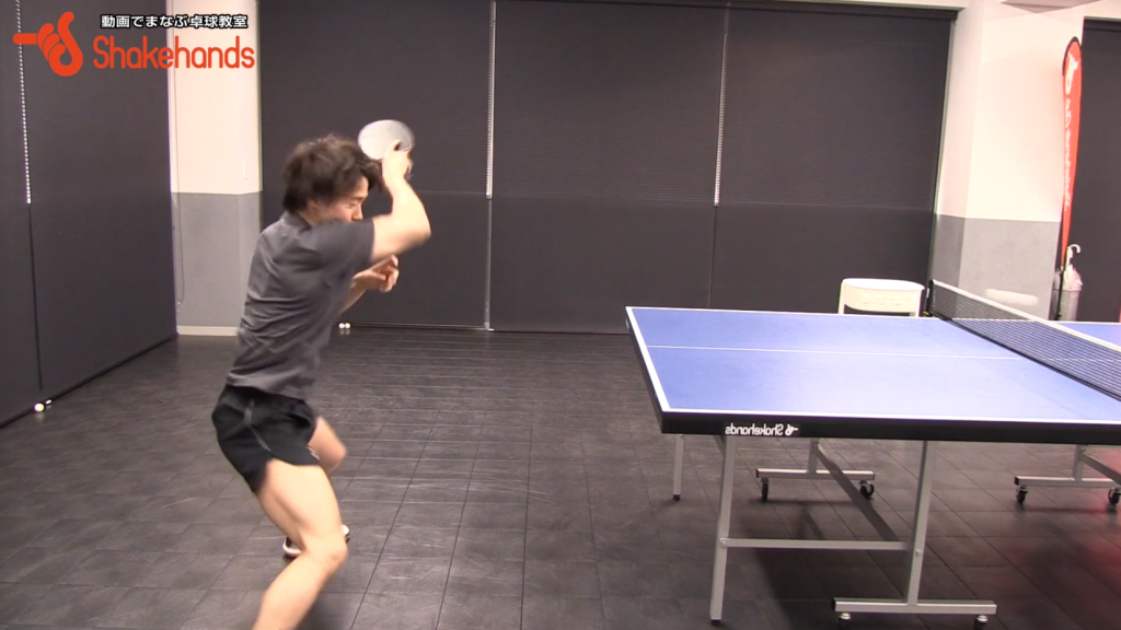 フォアドライブ。横からの映像で足の動きを学ぶby 森薗政崇_02
