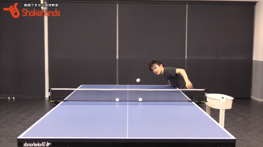 下回転フォアサーブ。森薗選手の試合で使うタイミングとは_03