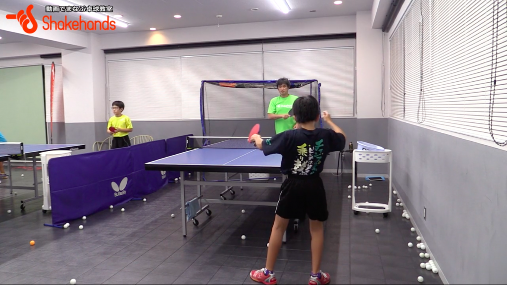 バックハンド。ジュニア選手が勝つためのテクニックby平岡義博_00