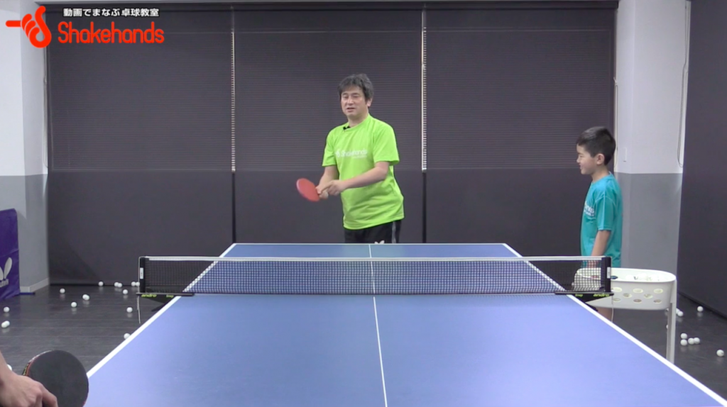 平岡義博のジュニア指導。天才選手のバックハンドを解説_02