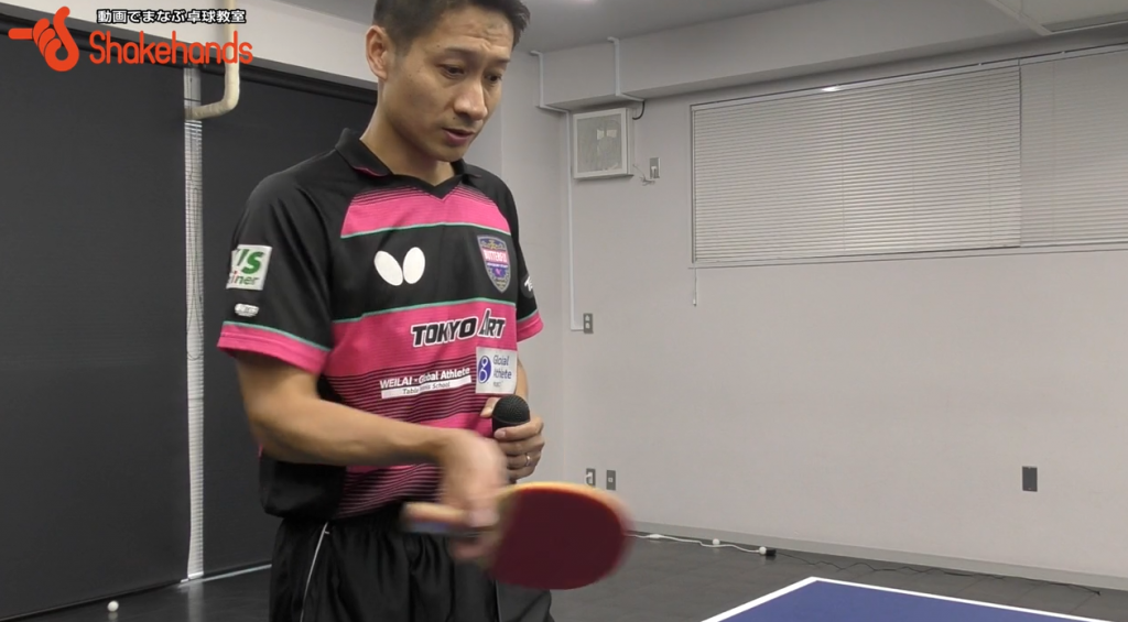 吉田海偉の台上カットショート。ボールを曲げて戻す!_00
