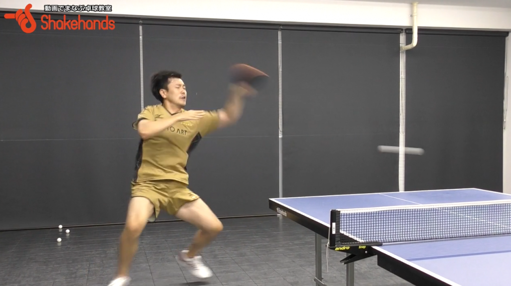 張一博の【5球目】バック前から回り込みフォアで得点_02
