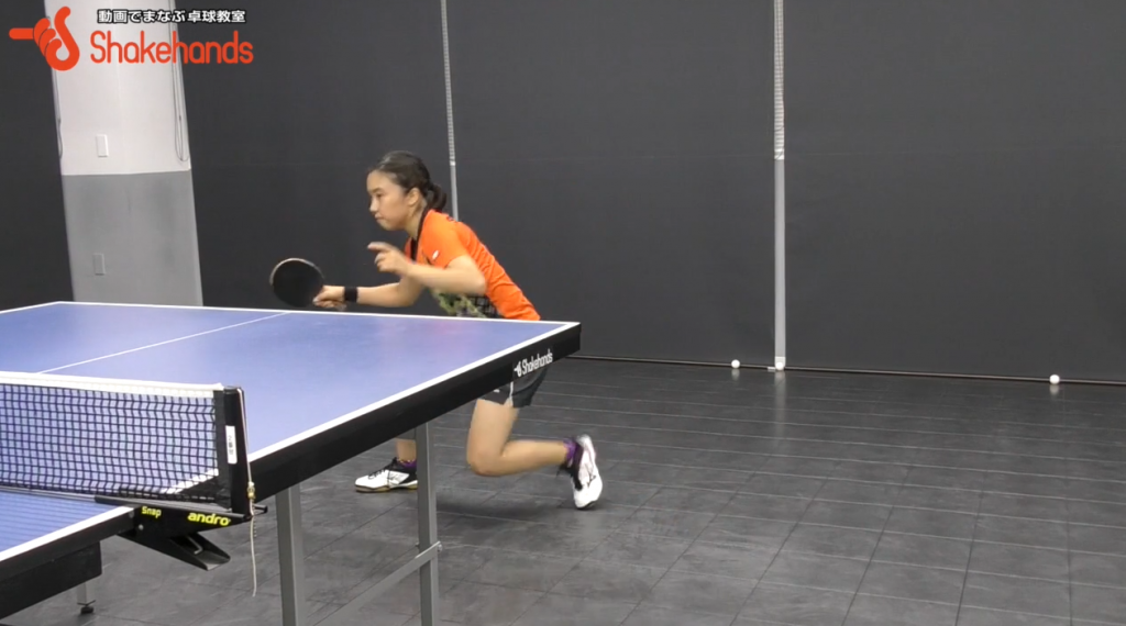 【全日本出場】森薗美月のフォアバック。試合で逆を突かれても動ける_03