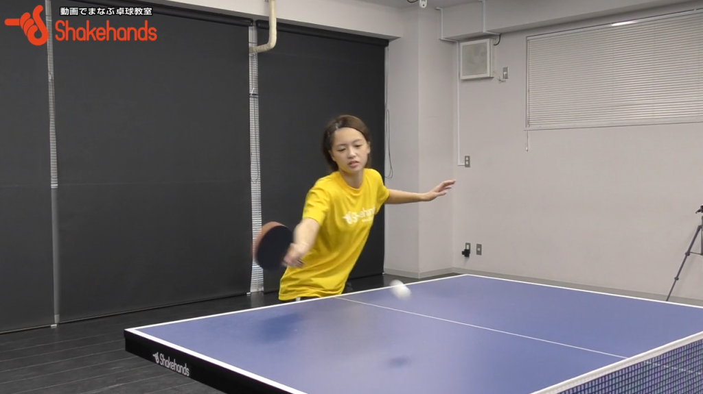 山本怜の試合の戦術。甘いサーブは見逃さずフリック!_02