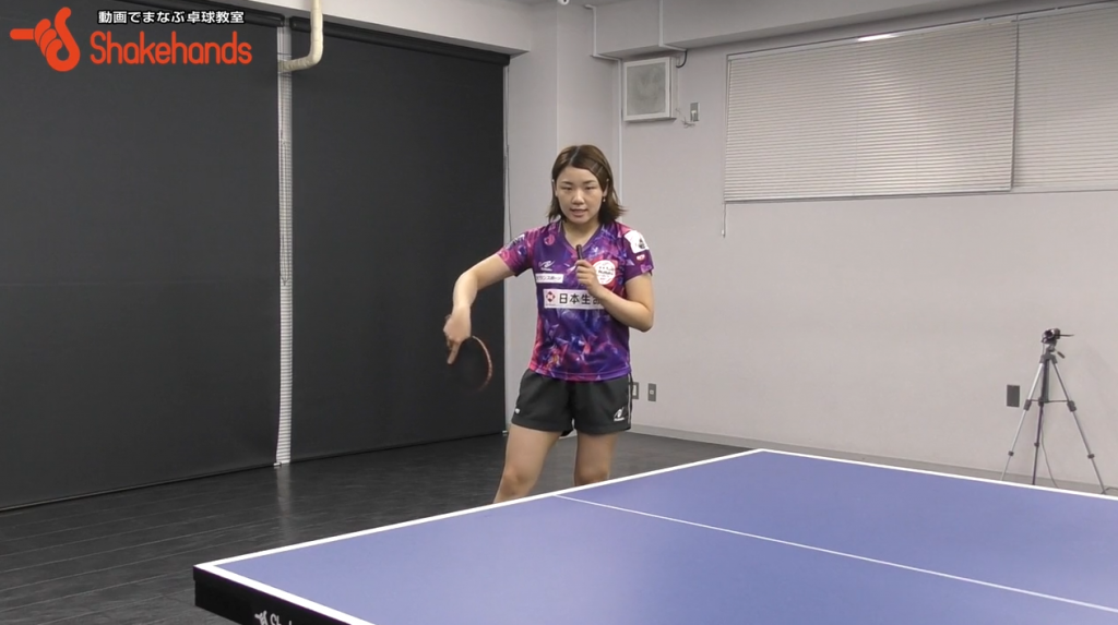 【石垣優香】ループドライブをドライブ。低いボールも打てる_00