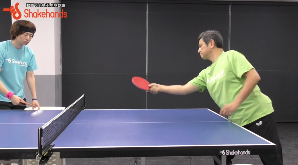 張本選手の切れたツッツキ。回転かけるコツ by 平岡義博_03