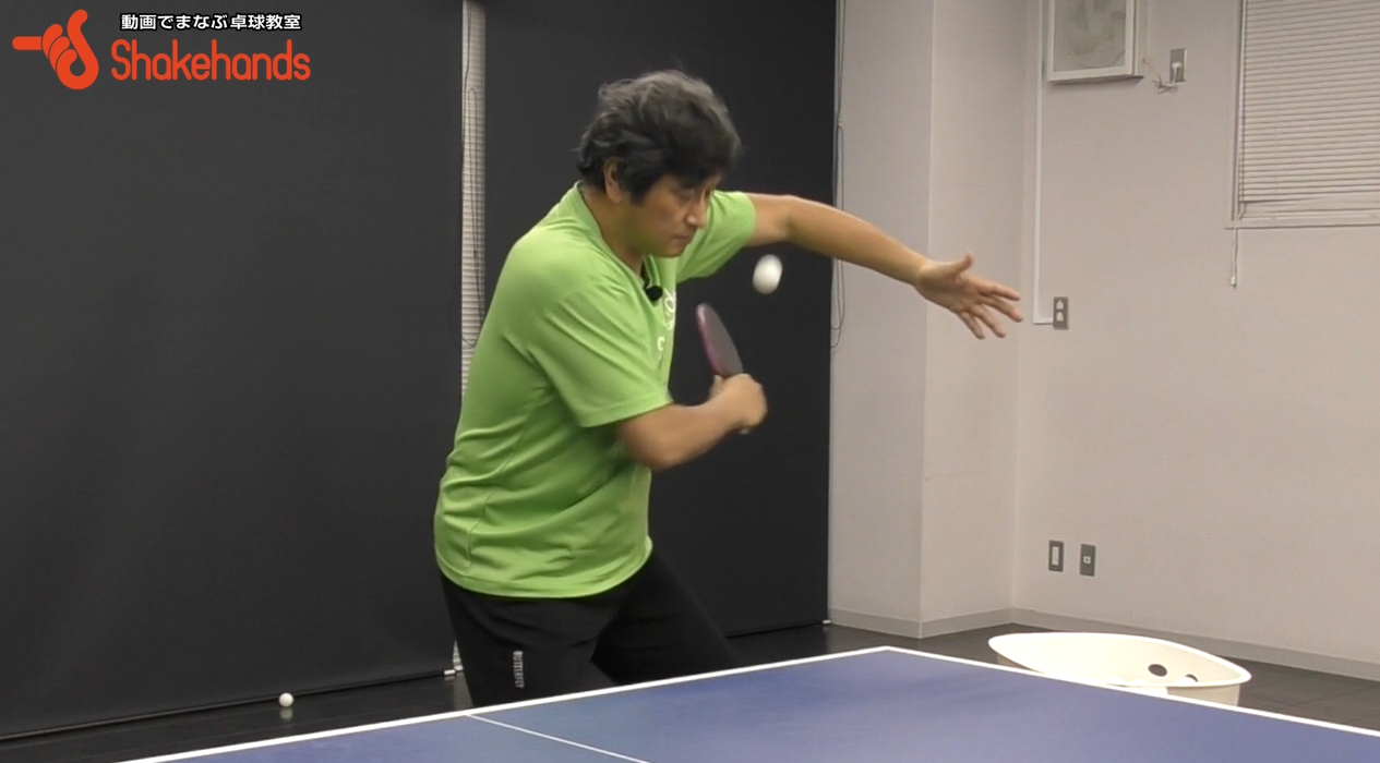 バックサーブ。回転力の秘密は『肩』! by 平岡義博