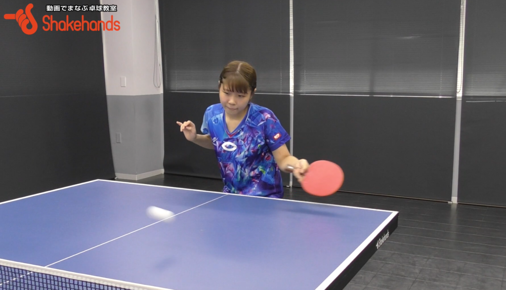 梅村優香のフォアツッツキ。指の使い方でブチっと切る!_01