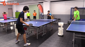 フォア左右動。足より腕が重要! by平岡義博