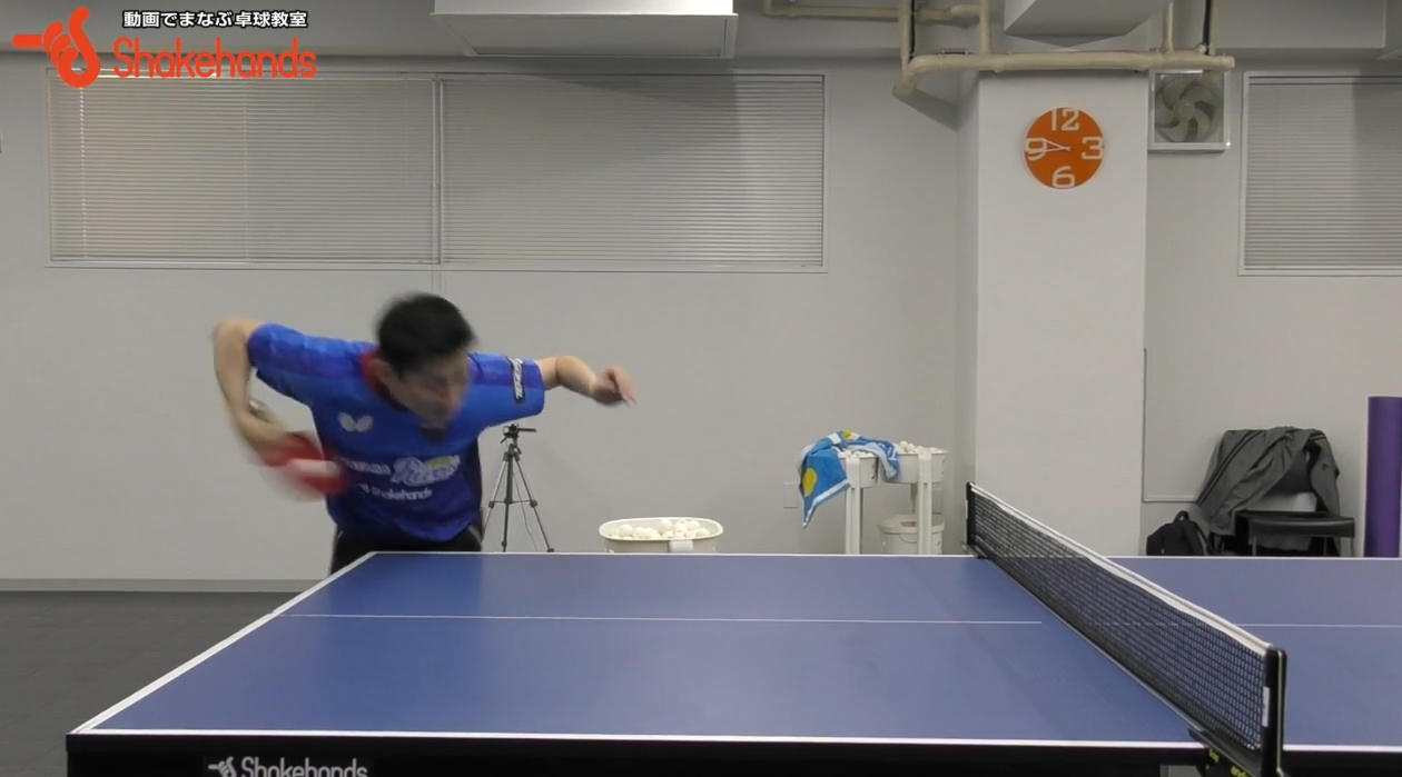 【上田仁】順回転サーブをストレートに出す!ポイントは肩!?_01