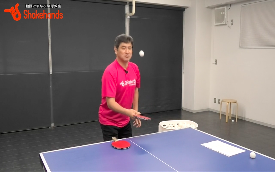 ラケットを2本使う球つき!打った後の時間を上手く使うby平岡義博_01
