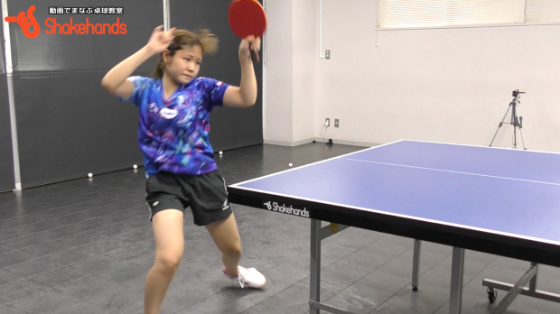 梅村優香の下回転フォアドライブ。相手の取れないコースへ打つ_表紙