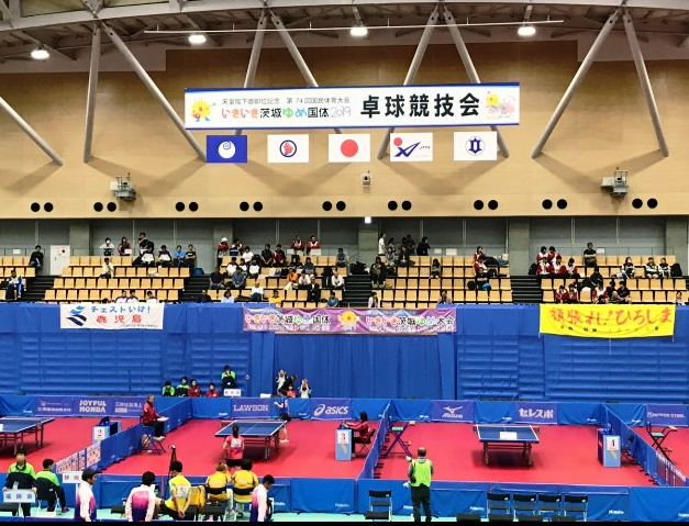 最終日にプレーしている卓球選手は、 全員が4高校関係だけ