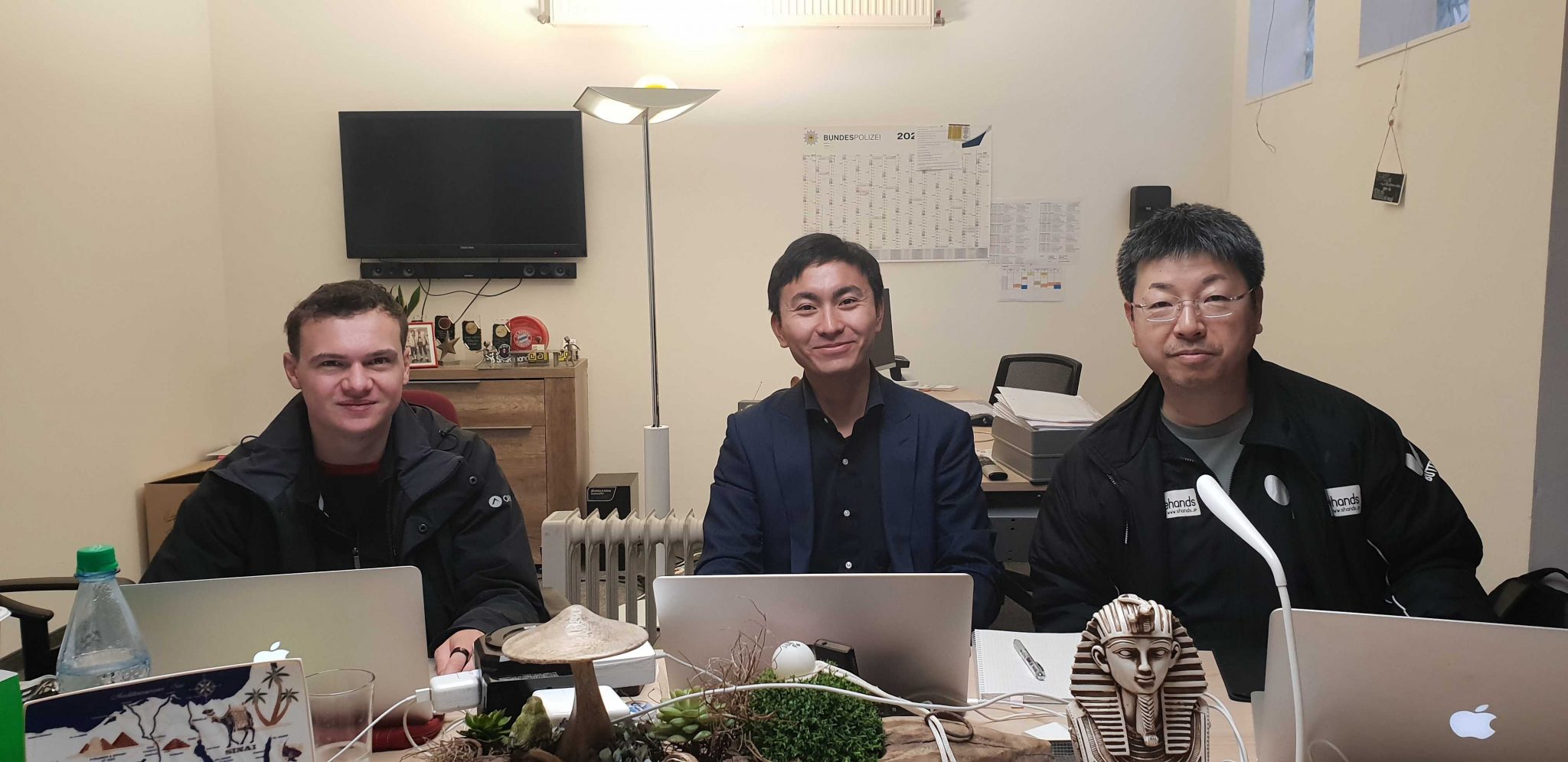 シェークハンズのエンジニア 本村さんが来てくれました!