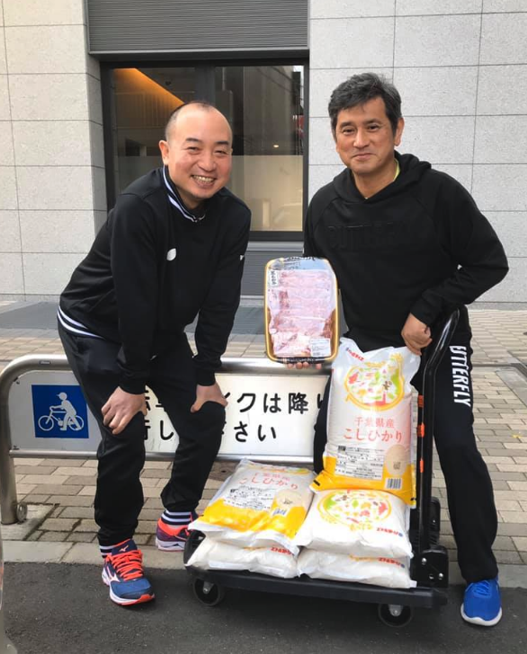 全日本卓球選手権大会男子シングル優勝の副賞 お裾分けにあずかりました