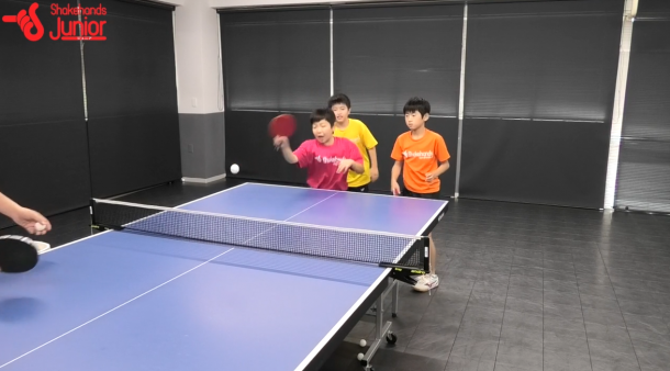 【平岡義博の3人多球練習】フォア前フリックが得意に!_表紙