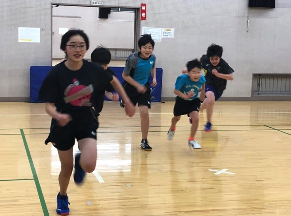 ライブ配信で全日本卓球の試合を観ています
